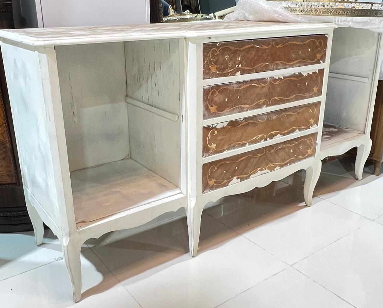 Комод из массива под реставрацию, Италия.