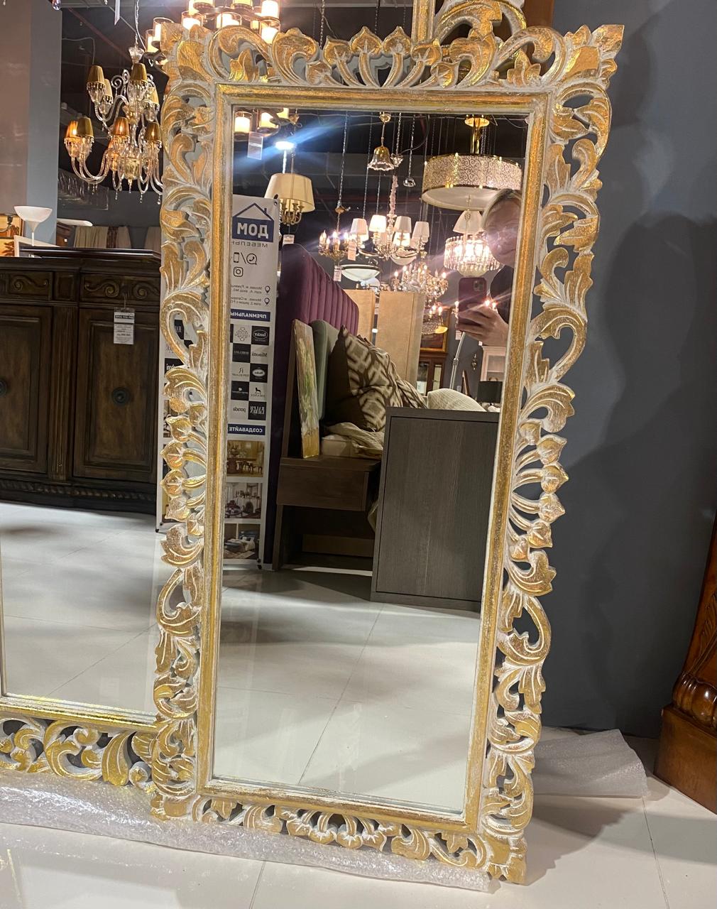 Зеркало в резной деревянной раме, 59х119