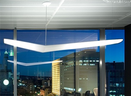 Светильник Mouette Asymmetric, Artemide. 